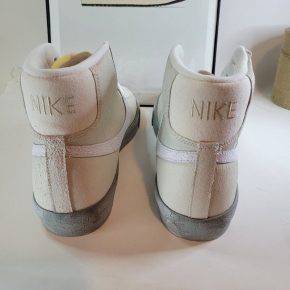 Nike Blazer Mid '77 SE Summit White/ Phantom DV0797-100 Men's Size 10.5 - Picture 4 of 4